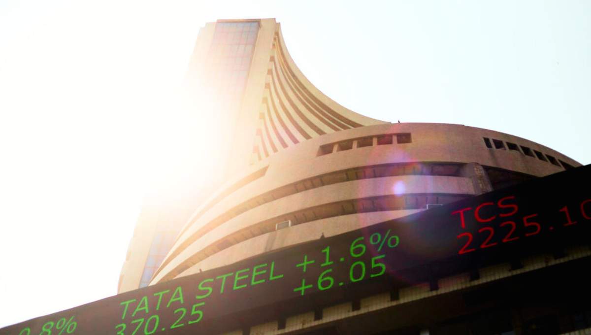 7 Stocks to Benefit from the Growing Population of Rich Consumers