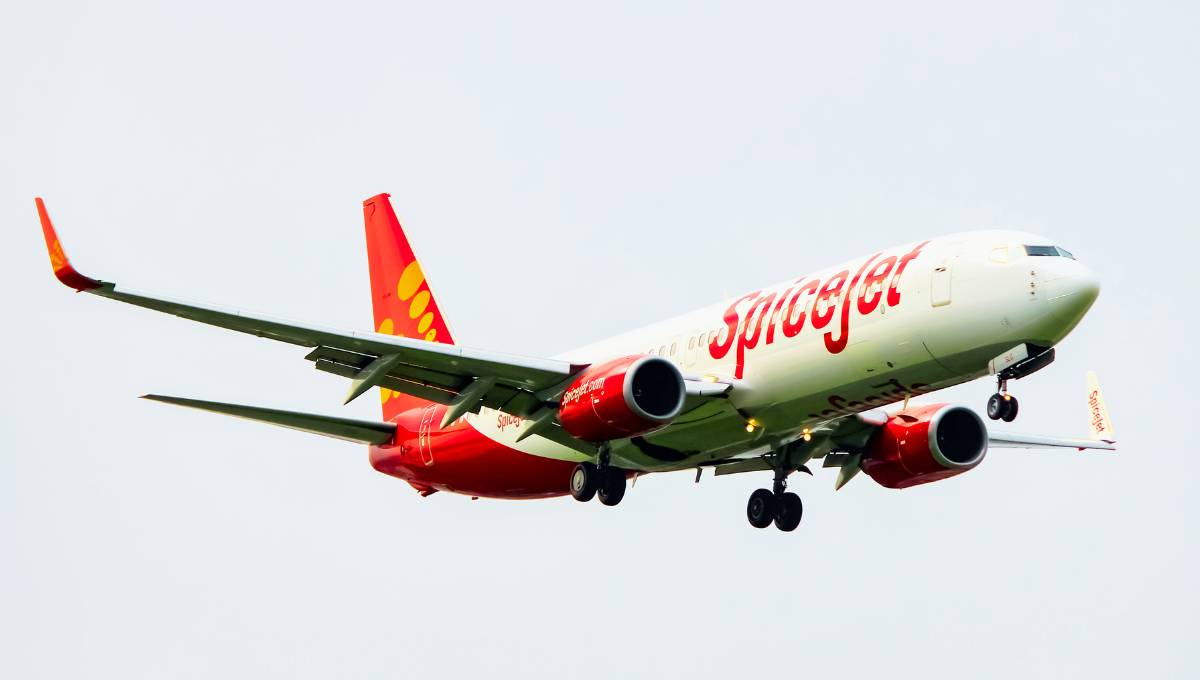 SpiceJet Launches 8 New Flights Connecting Ayodhya to Major Indian Cities