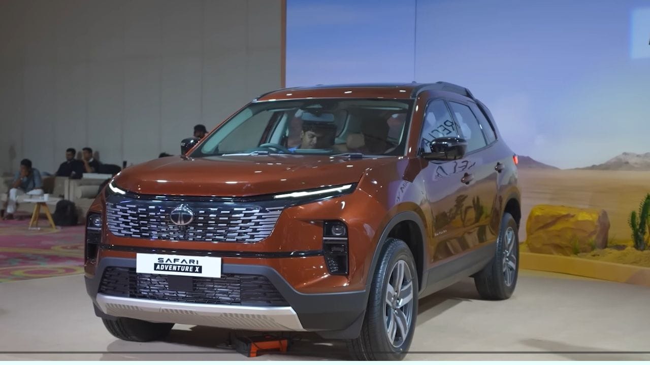 20 लाख में सबसे अच्छी 7 सीटर कार ADAS सुरक्षा 360 कैमरा पैनोरमिक सनरूफ अलॉय XUV700 राइवल