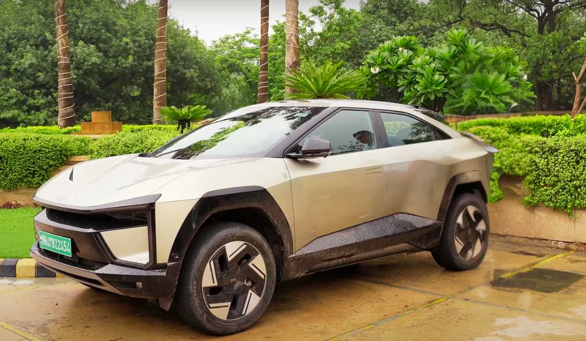 Not just in style, but also in range! Mahindra EV gives a range of 500km